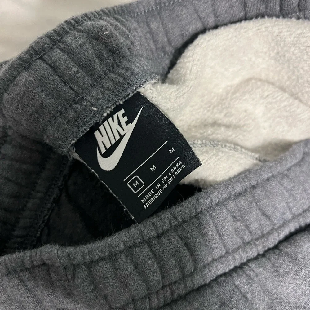 Nike Charcoal Gray Fleece Sweatpants